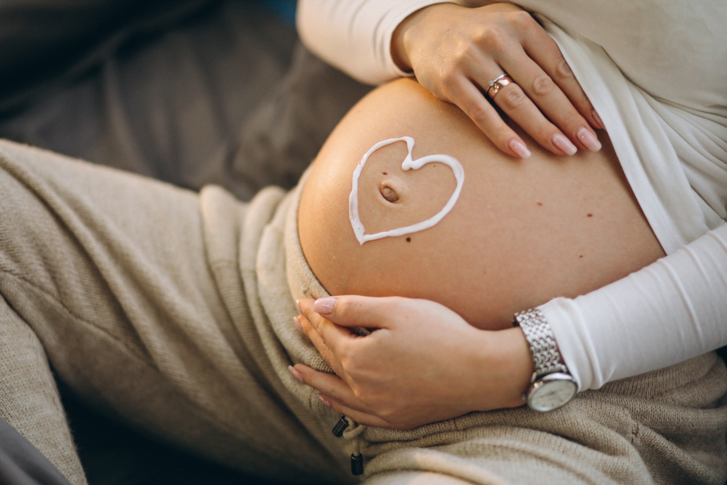 une femme enceinte