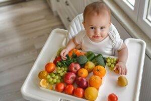 Comment bien choisir les premiers aliments pour diversifier l’alimentation de bébé ?